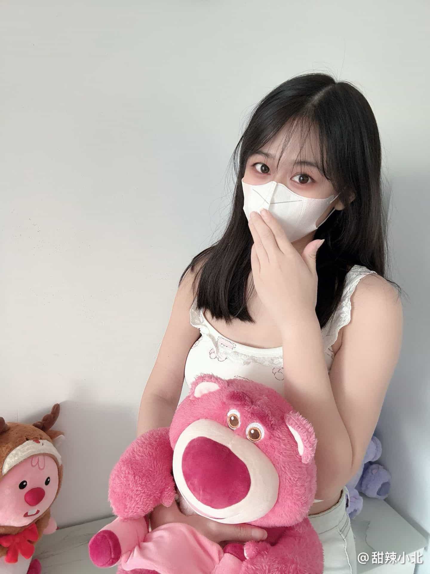 抖音 甜辣小北 11套 微密圈写真图集视频下载 偶像派1973插图2