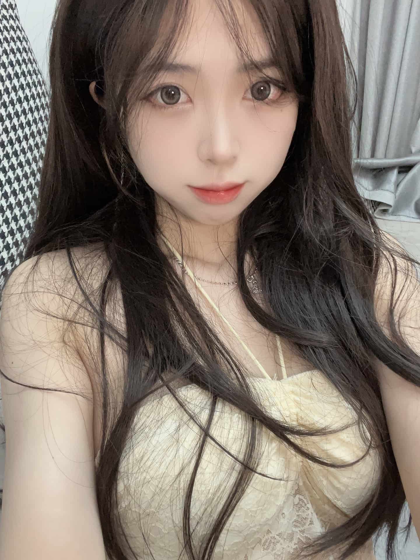 抖音 大猫女孩yz 22套 微密圈写真图集视频下载 偶像派2085插图1 抖音 大猫女孩yz 22套 微密圈写真图集视频下载 偶像派2085插图1