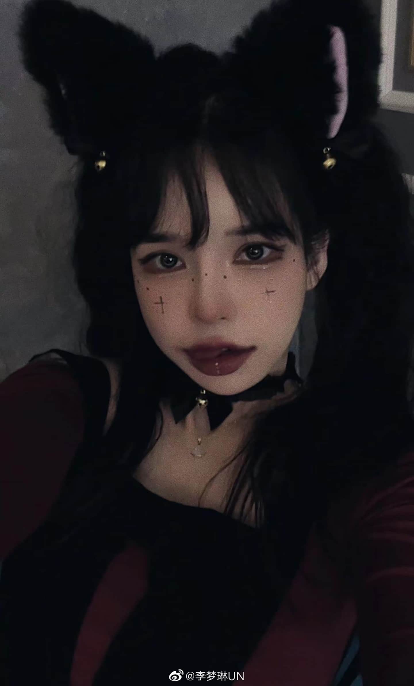 抖音 李梦琳UN 27套 微密圈写真图集视频下载 偶像派2098插图2 抖音 李梦琳UN 27套 微密圈写真图集视频下载 偶像派2098插图2
