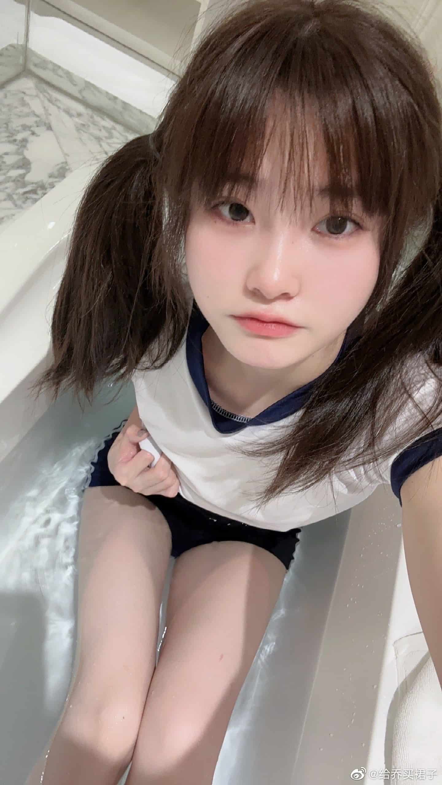 抖音 给乔买裙子(脸红乔) 18套 微密圈写真图集视频下载 偶像派2121插图3 抖音 给乔买裙子(脸红乔) 18套 微密圈写真图集视频下载 偶像派2121插图3