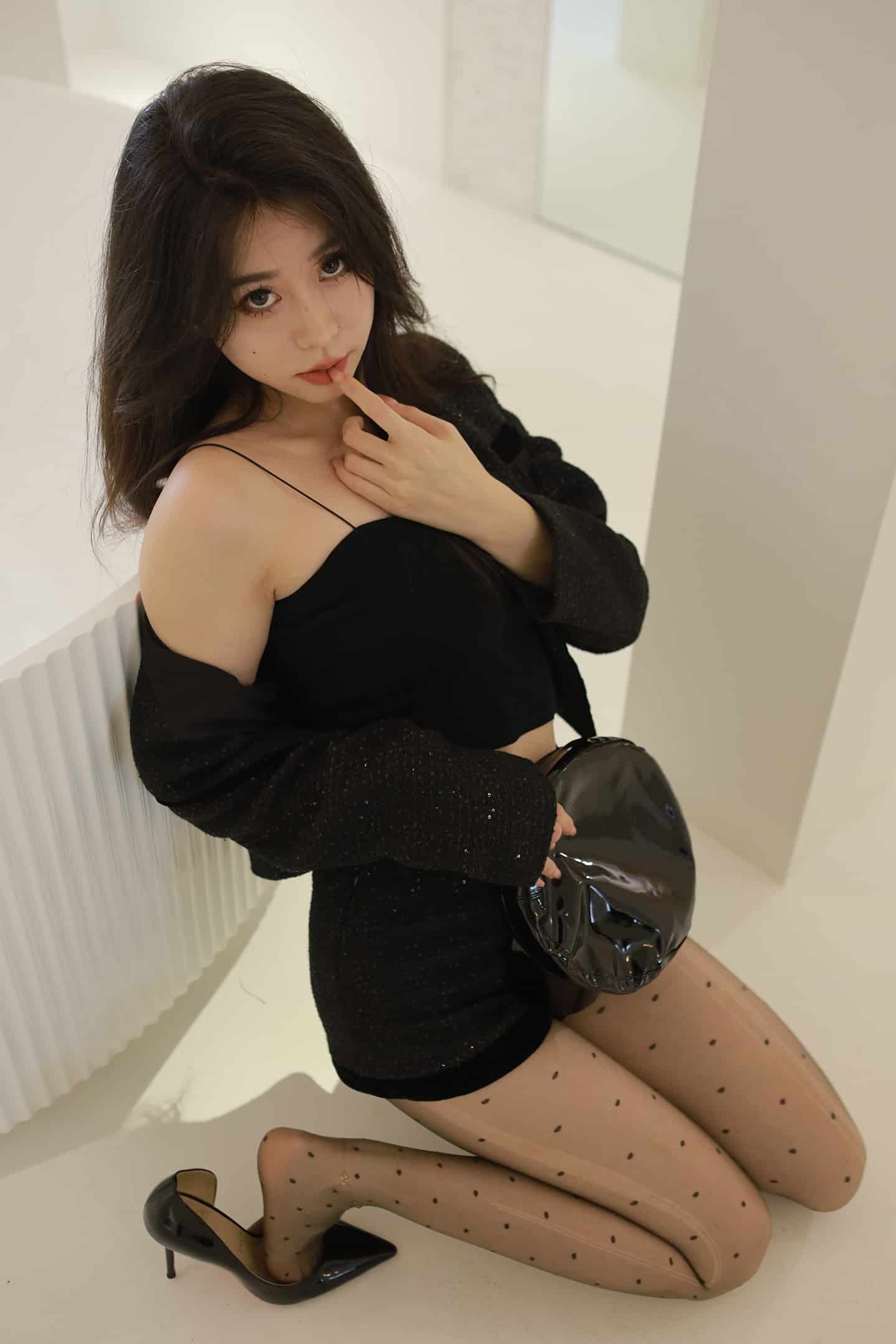 Sia不吃鱼 111套 全套写真图集视频下载 偶像派2202插图1 Sia不吃鱼 111套 全套写真图集视频下载 偶像派2202插图1