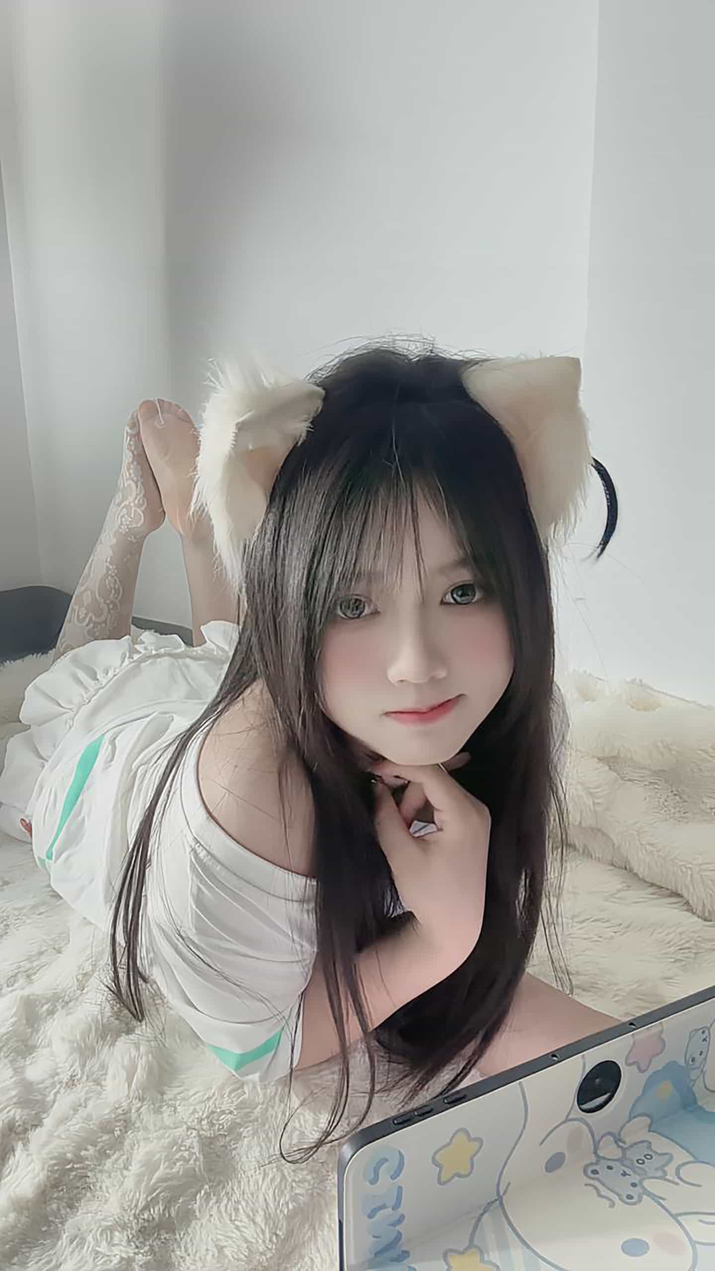 草莓不可爱 2套 铁粉空间写真图集视频下载 偶像派2213插图4 草莓不可爱 2套 铁粉空间写真图集视频下载 偶像派2213插图4