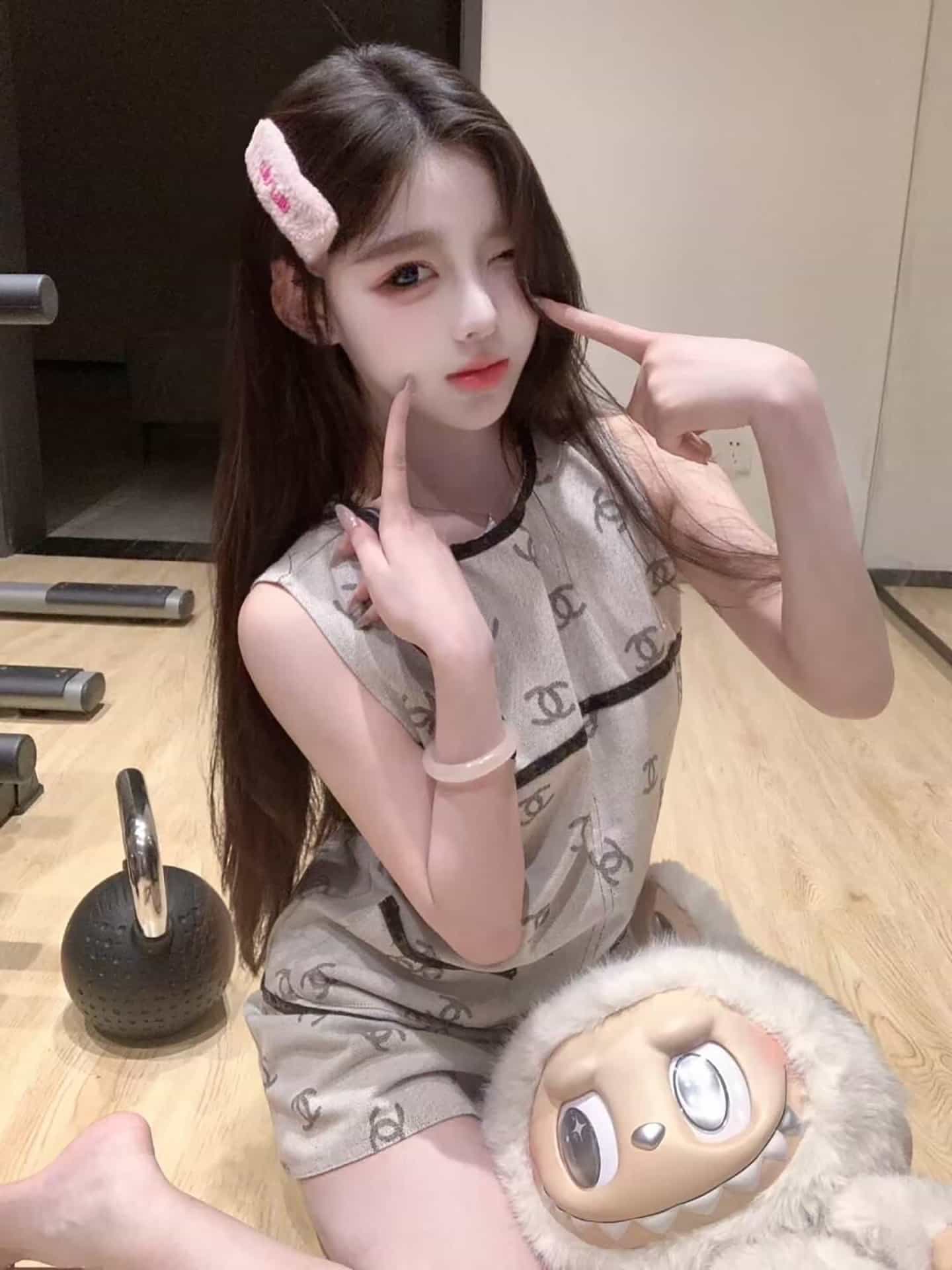 小m 1套 岛遇写真图集视频下载 偶像派2226插图3