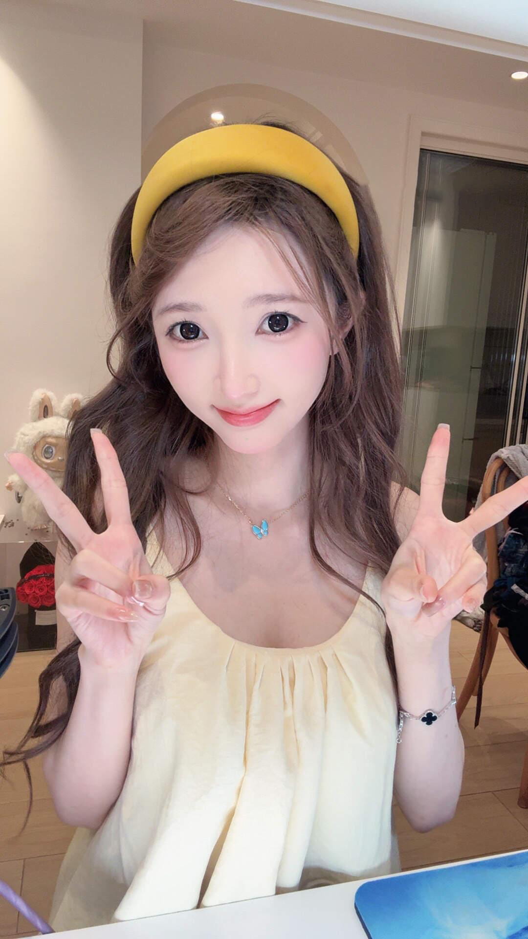 南希阿 1套 岛遇写真图集视频下载 偶像派2329插图2