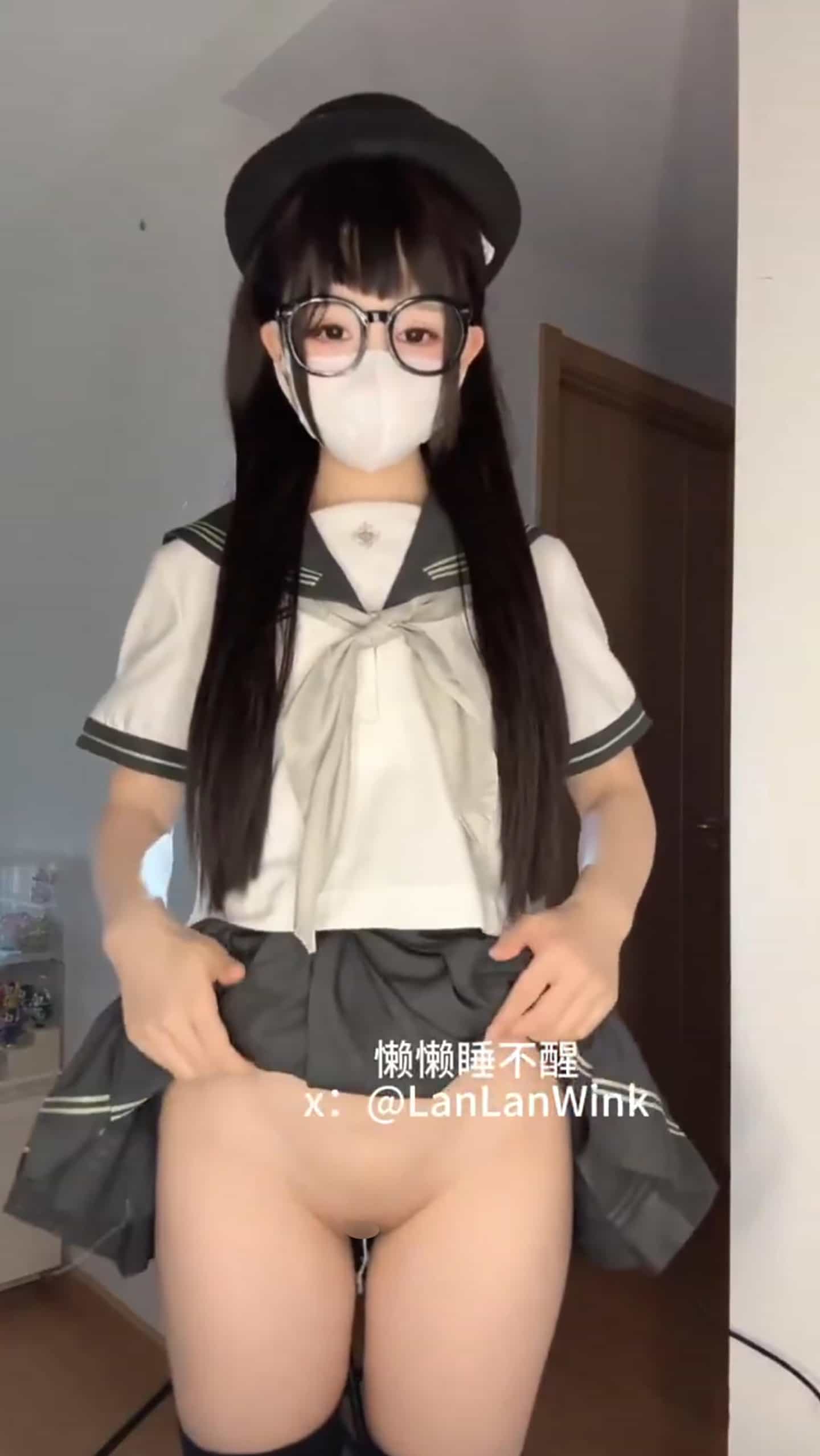 懒懒睡不醒(白桃少女,LanLanWink) 40套 全套图包视频合集下载 偶像派1017插图1
