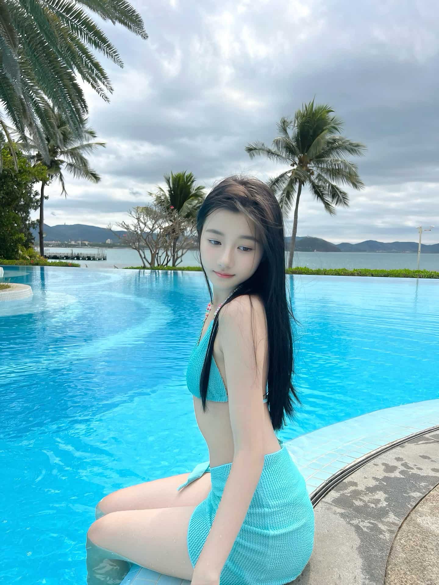 爆炸小脑袋(爆炸小脑瓜) 3套 全套写真图集视频下载 偶像派2541插图4 爆炸小脑袋(爆炸小脑瓜) 3套 全套写真图集视频下载 偶像派2541插图4