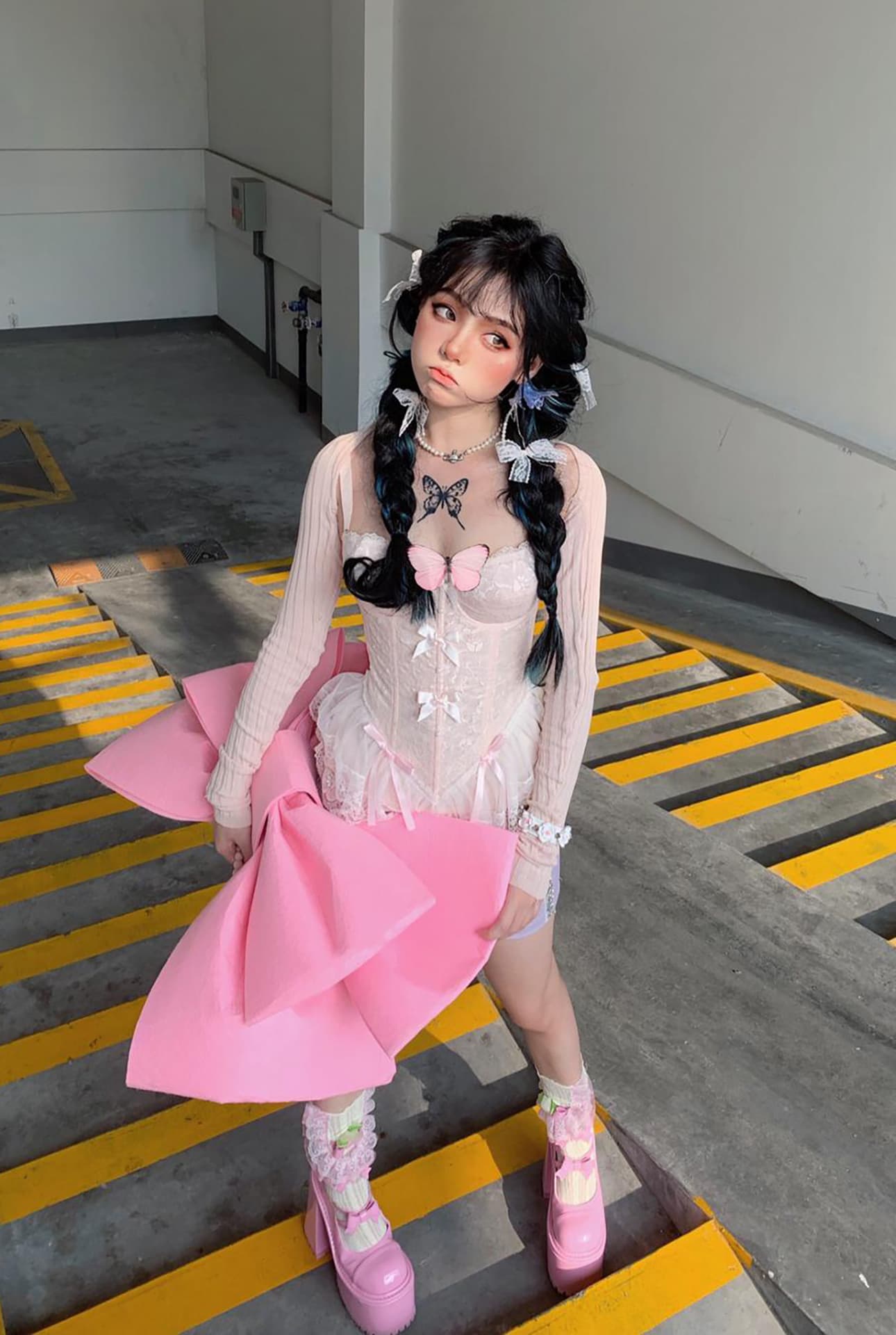 抖音 六六狮 7套 岛遇写真图集视频下载 偶像派2600插图4 抖音 六六狮 7套 岛遇写真图集视频下载 偶像派2600插图4